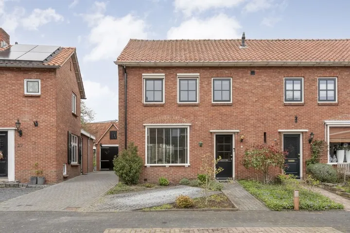 Twee-onder-één-kap te koop: Westwal 29, Ootmarsum Randkern Ootmarsum
