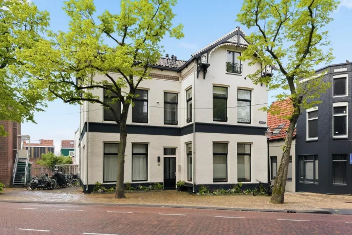 Studio te koop: Westzijde 95F, Oud West Zaandam