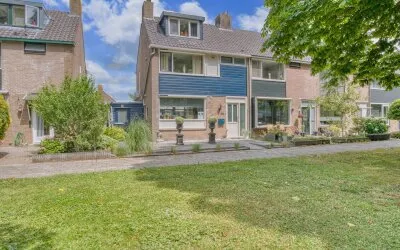 Tussenwoning te koop: Weteringsingel 210, Dorp Hendrik-Ido-Ambacht