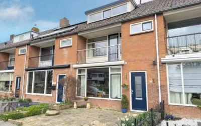 Tussenwoning te koop: Weteringsingel 28, Hendrik-Ido-Ambacht