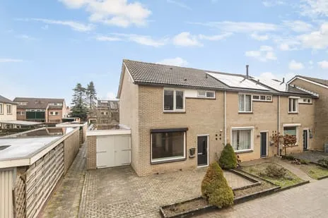 Hoekwoning te koop: Weth R A Wieggersstraat 39, Giesbeek Giesbeek