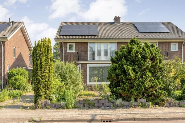 Twee-onder-één-kap te koop: Wethouder A.G. Dekkerlaan 22, Olst Centrum-West Olst