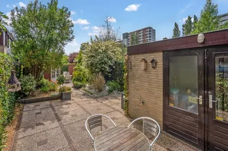 Tussenwoning te koop: Wethouder Brederodelaan 66, Stervoorde Rijswijk (Zh)