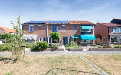 Tussenwoning te koop: Wethouder C. Kromstraat 18, Oude Dorp Uitgeest