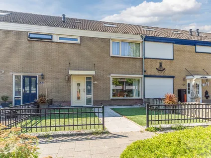 Tussenwoning te koop: Wethouder De Joodestraat 9, Woudrichem zuid Woudrichem