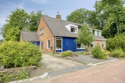 Twee-onder-één-kap te koop: Wethouder Iwe Hutstraat 156, Rodenburg en omgeving Leek