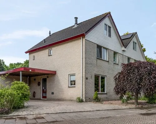 Twee-onder-één-kap te koop: Wethouder Ten Hamlaan 13, De Vaarst Barneveld