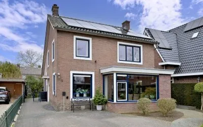 Vrijstaande woning te koop: Wethouder A.G. Dekkerlaan 12, Olst Centrum-West Olst