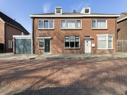 Tussenwoning te koop: Wethouder Elhorststraat 68, Boswinkel-De Braker Enschede