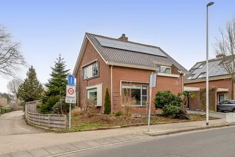 Twee-onder-één-kap te koop: Wethouder Kreftlaan 4, Kern Zevenhuizen Zevenhuizen (Zh)