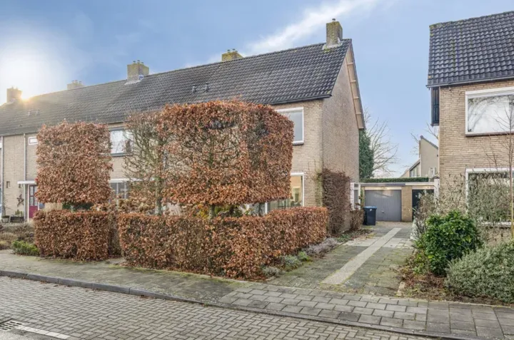 Hoekwoning te koop: Wethouder Winterinkstraat 42, Rheden Rheden