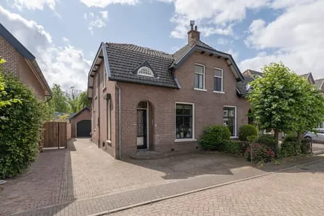 Twee-onder-één-kap te koop: Wethouderslaan 20, Driebergen-Centrum Driebergen-Rijsenburg