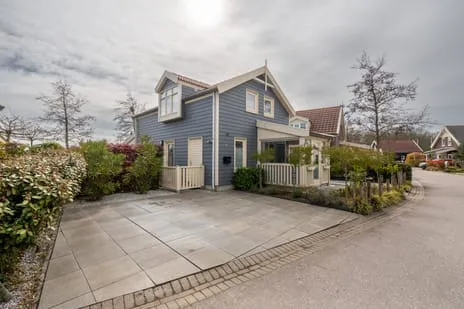 Vrijstaande woning te koop: Wevelsweg 10, Poldergebied Simonshaven Simonshaven