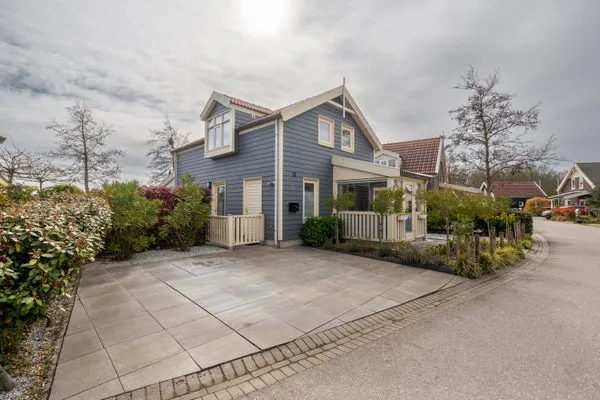 Vrijstaande woning te koop: Wevelsweg 10, Poldergebied Simonshaven Simonshaven