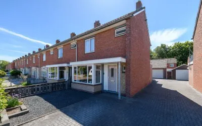 Hoekwoning te koop: Weversburen 25, De Swetten centrum Drachten