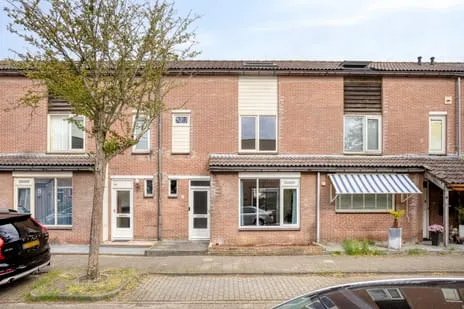 Tussenwoning te koop: Weverstraat 11, Overlanderstraat en omgeving Purmerend