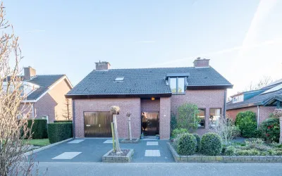 Vrijstaande woning te koop: Weverstraat 13, Munsterveld Susteren