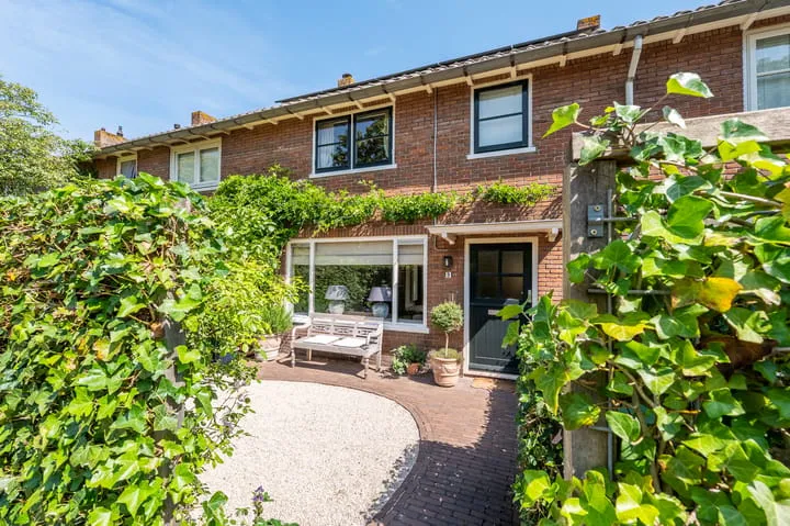 Terraced house for sale: Weversweg 9, Zevenend Laren (Nh)