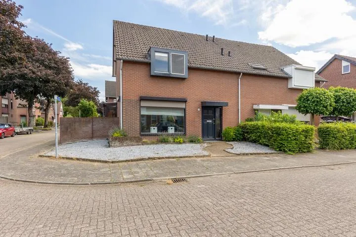 Woning te koop: Weversweg, De Riet Helden Helden