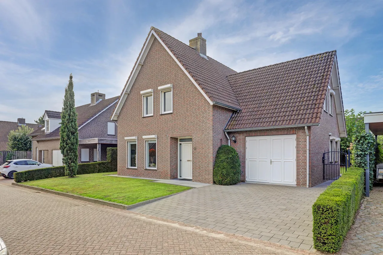 Vrijstaande woning te koop: weystraat 11, Weert