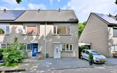 Terraced house for sale: Wezel 7, Groot Douwel Deventer