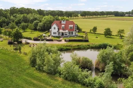 Vrijstaande woning te koop: Wezelseveldweg 1, Verspreide huizen Leur Leur