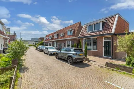 Twee-onder-één-kap te koop: Wiardastraat 30, Huizum-Bornia Leeuwarden