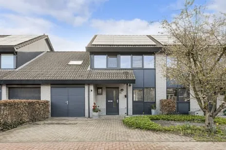 Tussenwoning te koop: Wiardi Beckmanhof 51, Staatsliedenbuurt Oosterhout (Nb)