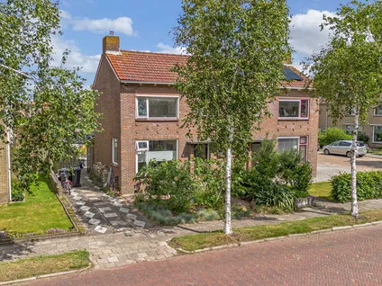 Twee-onder-één-kap te koop: Wibrandus van Haschastraat 3, Oudehaske Oudehaske