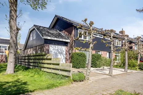 Twee-onder-één-kap te koop: Wiekenlaan 80, De Koog Uitgeest