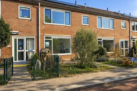 Tussenwoning te koop: Wiekstraat 49, Stompetoren Stompetoren