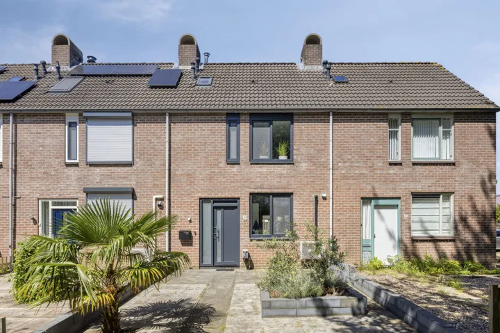 Tussenwoning te koop: Wielewaal 49, Groot Douwel Deventer