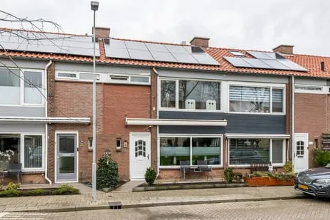Terraced house for sale: Wielewaallaan 31, Het Ooij Tiel