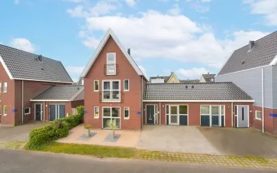 Twee-onder-één-kap te koop: Wierdijk 8, Bangert en Oosterpolder - Buurt 35 02 Zwaag