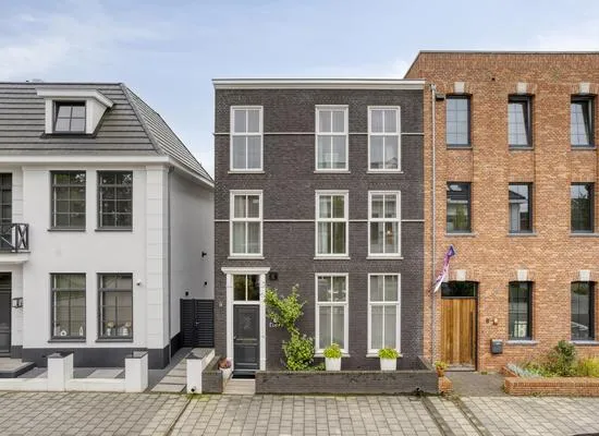 Koopwoning: Wijbo Fijnjestraat 10 in Enschede - €795.000 - 191m²
