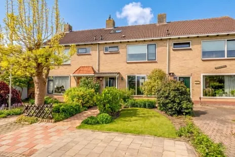 Tussenwoning te koop: Wijde Klaver 4, Pastoor Merius Spanbroek