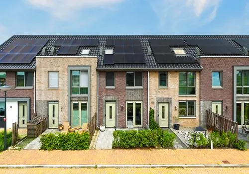 Tussenwoning te koop: Wijde Mantel 12, Buurt 4 Zeewolde