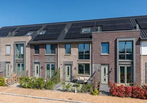 Tussenwoning te koop: Wijde Mantel 10, Zeewolde