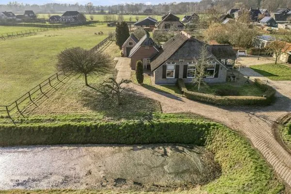 Twee-onder-één-kap te koop: Wijheseweg 56, Windesheim Zwolle