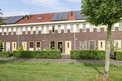 Tussenwoning te koop: Wijngaard 14, De Gilden Dronten