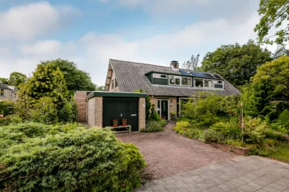 Twee-onder-één-kap te koop: Wijngaard 20, Hofstede, Plantage, Wijngaard Lelystad