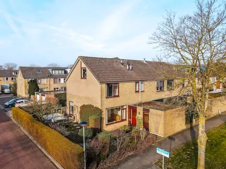 Hoekwoning te koop: Wijngaard 74, Hofstede, Plantage, Wijngaard Lelystad