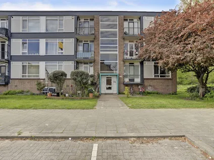 Appartement te koop: Wijnruitstraat 79, Hoogvliet Rotterdam