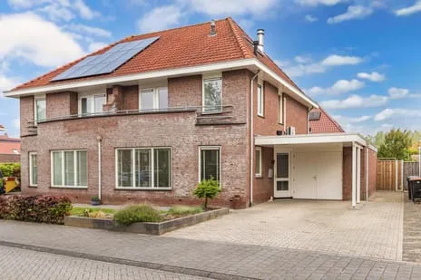 Twee-onder-één-kap te koop: Wijnvat 10, De Gilden Dronten