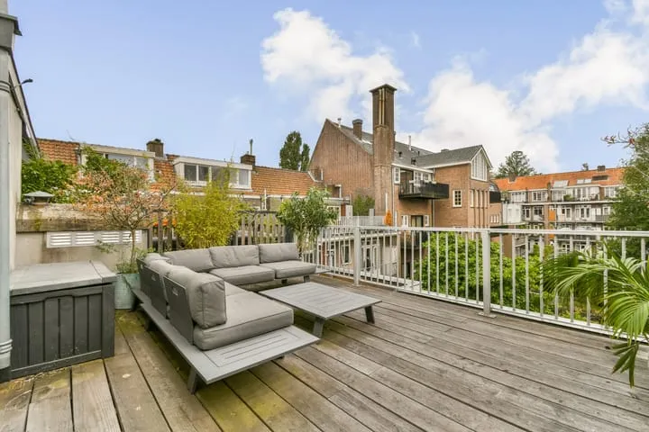 Apartment for sale: Wijsmullerstraat 34-3, Surinamepleinbuurt Amsterdam