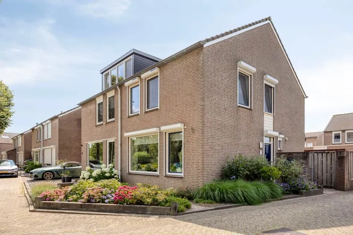 Hoekwoning te koop: Wikkebeemd 4, Beemdenbuurt Oosterhout (Nb)