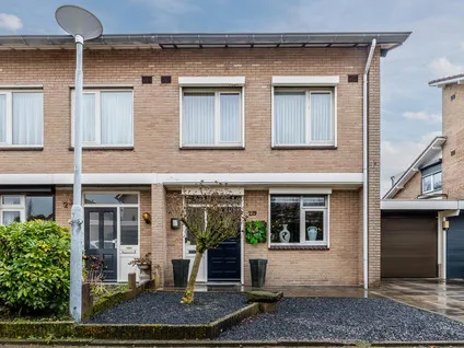 Tussenwoning te koop: Wilack 229, Melle Uden