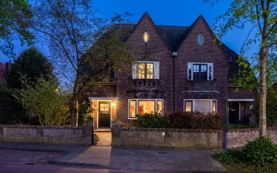 Twee-onder-één-kap te koop: Wilbertstraat 4, 't Wilbert Hengelo