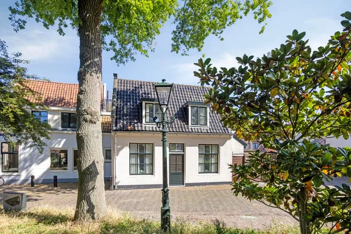 Corner house for sale: Wildemanstraat 28, Binnenstad-Oost Alkmaar