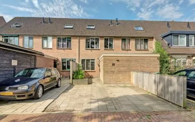 Tussenwoning te koop: Wildforster 87, Rootselaar-Oost Barneveld